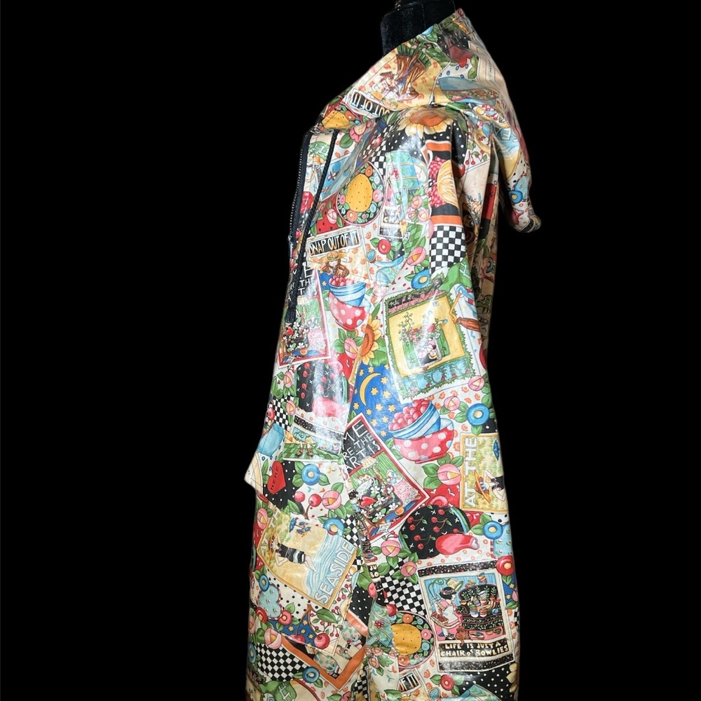 Nordic House Designs - 90's Mary Engelbreit Style - Rain Slicker - Size OSFM - Picture 5 of 10
